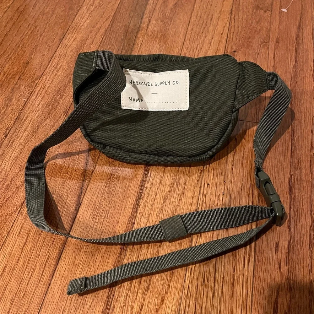 Herschel Heritage Hip Pack | Little Herschel - 1L, NWOT